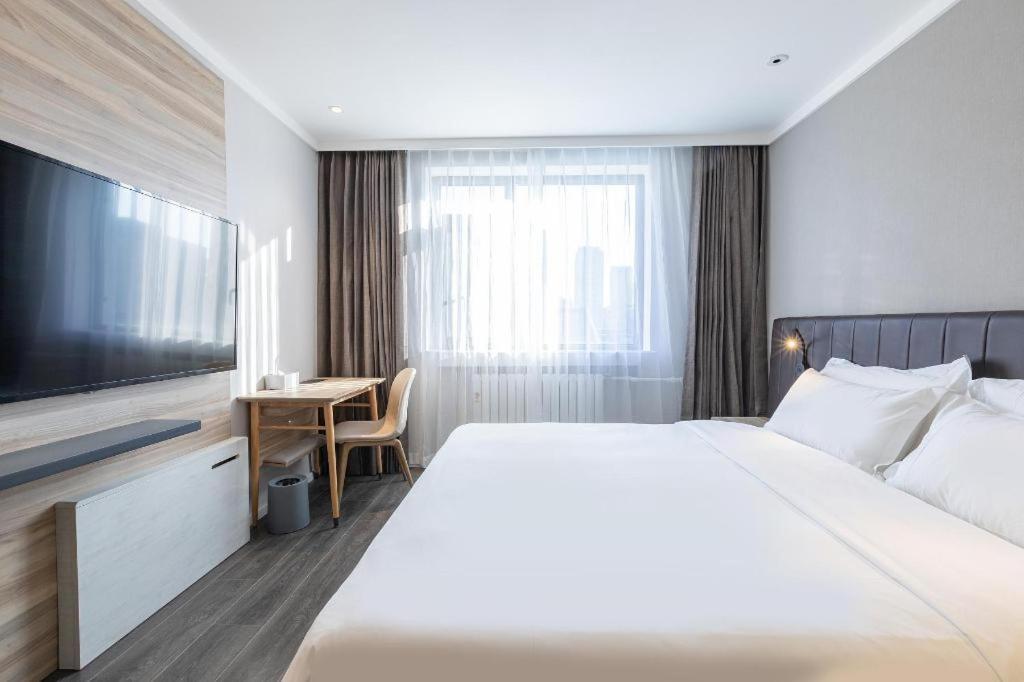 Hanting Premium Shijingshan Amusement Park Hotel Beijing